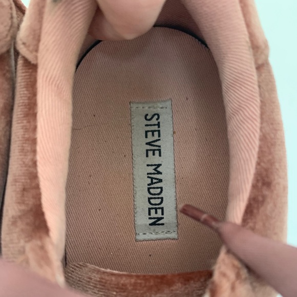 Steve Madden Velvet Sneakers - Picture 3 of 4